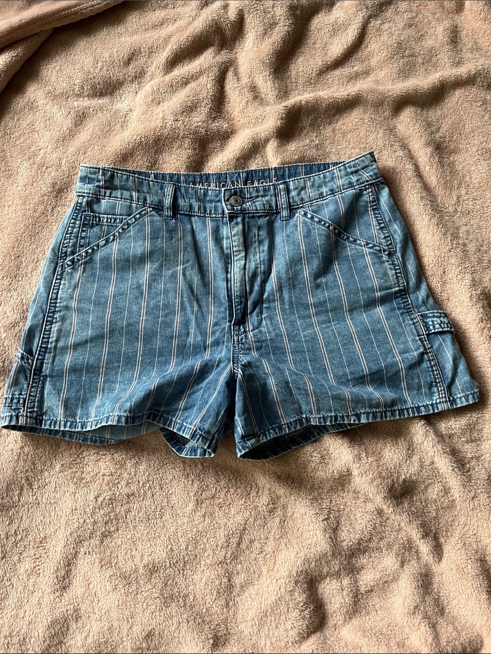 American Eagle Outfitters Blue Pinstripe Denim Shorts (size 6)
